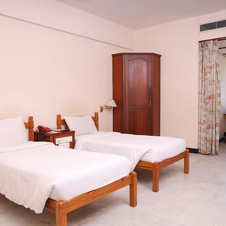 Bell Hotel Sivakāsi Kültér fotó